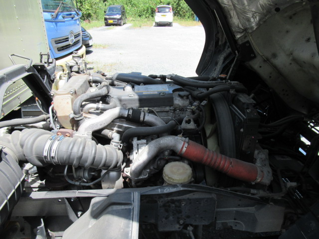 中古アルミバン いすゞ フォワード