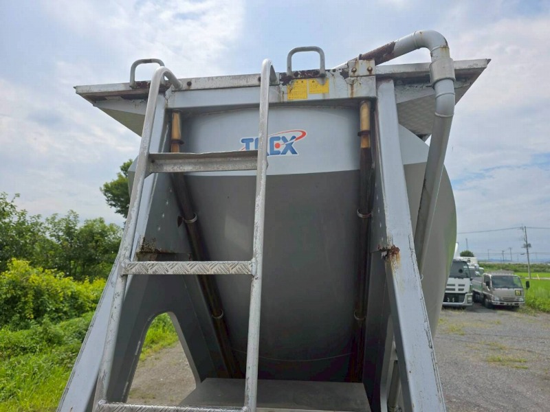 中古粉粒体運搬車 国産車その他 トレクス