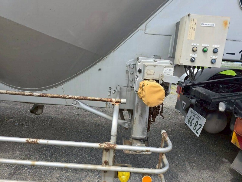 中古粉粒体運搬車 国産車その他 トレクス