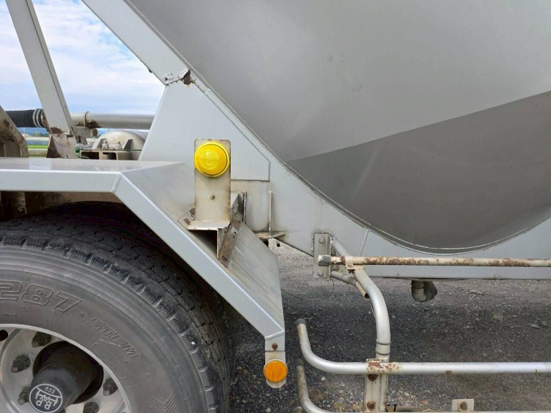 中古粉粒体運搬車 国産車その他 トレクス