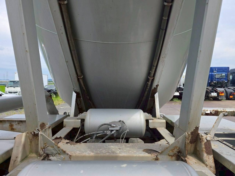 中古粉粒体運搬車 国産車その他 トレクス