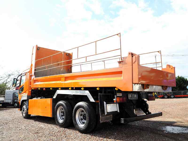 中古ダンプ 三菱ふそう スーパーグレート