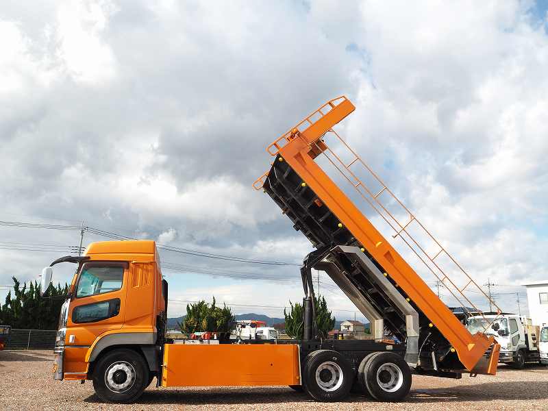 中古ダンプ 三菱ふそう スーパーグレート