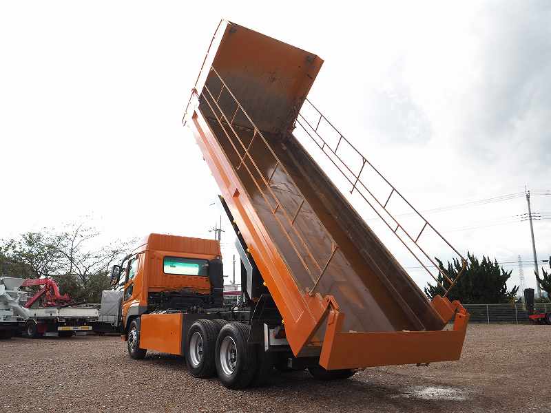 中古ダンプ 三菱ふそう スーパーグレート