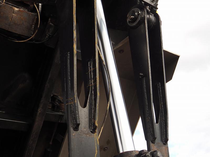 中古ダンプ 三菱ふそう スーパーグレート