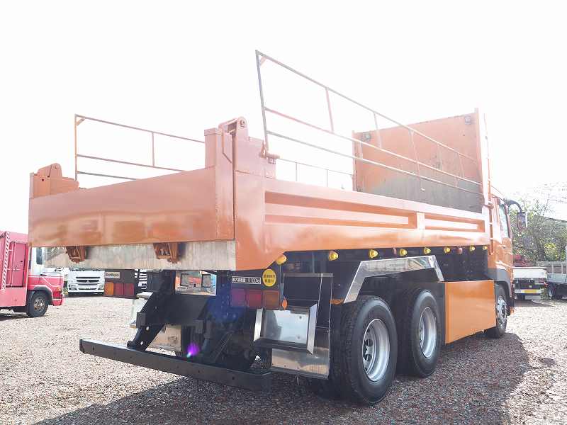 中古ダンプ 三菱ふそう スーパーグレート