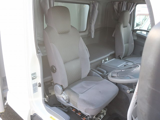 中古アルミウィング いすゞ フォワード