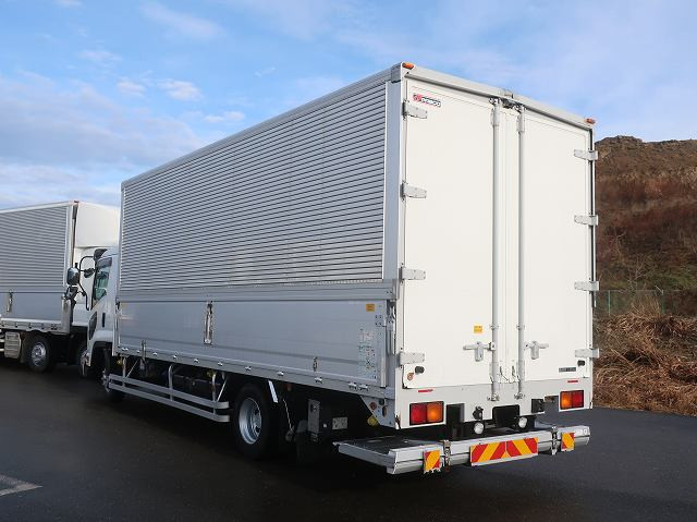 中古アルミウィング いすゞ フォワード