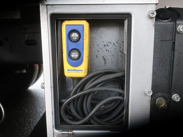 中古アルミウィング いすゞ フォワード