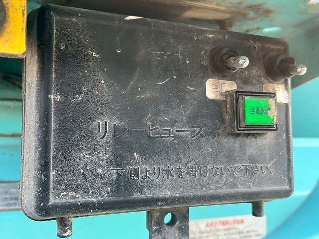 中古ミキサー車(生コン車) 日野 レンジャー