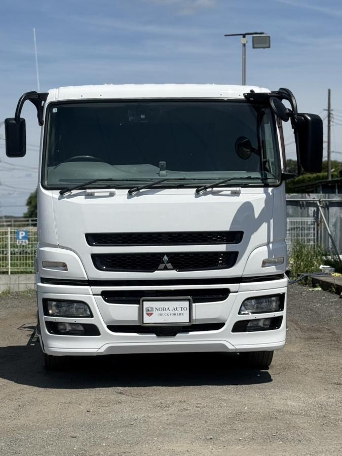 中古粉粒体運搬車 三菱 