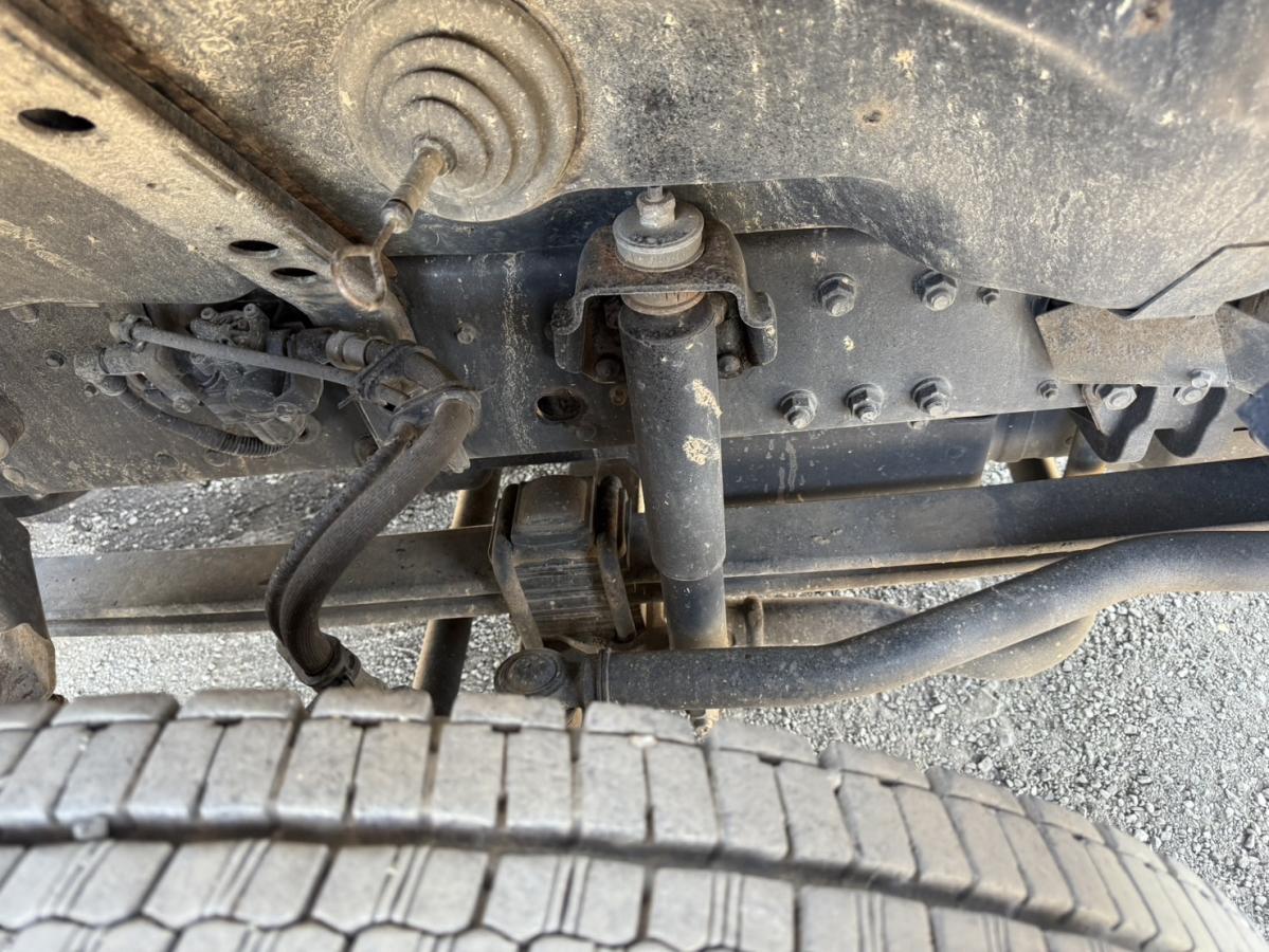 中古粉粒体運搬車 三菱 