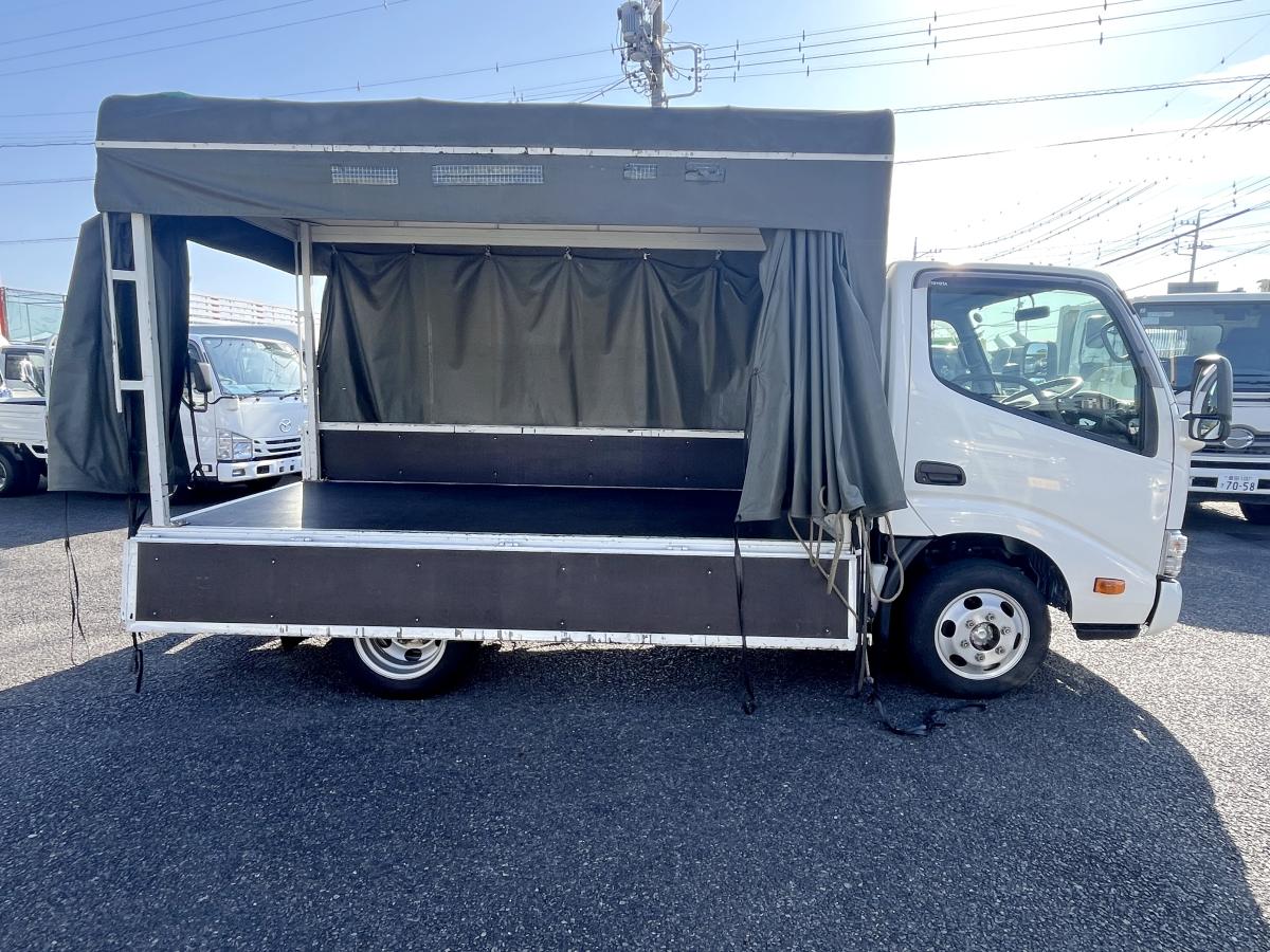 中古幌付き平ボディ トヨタ ダイナ