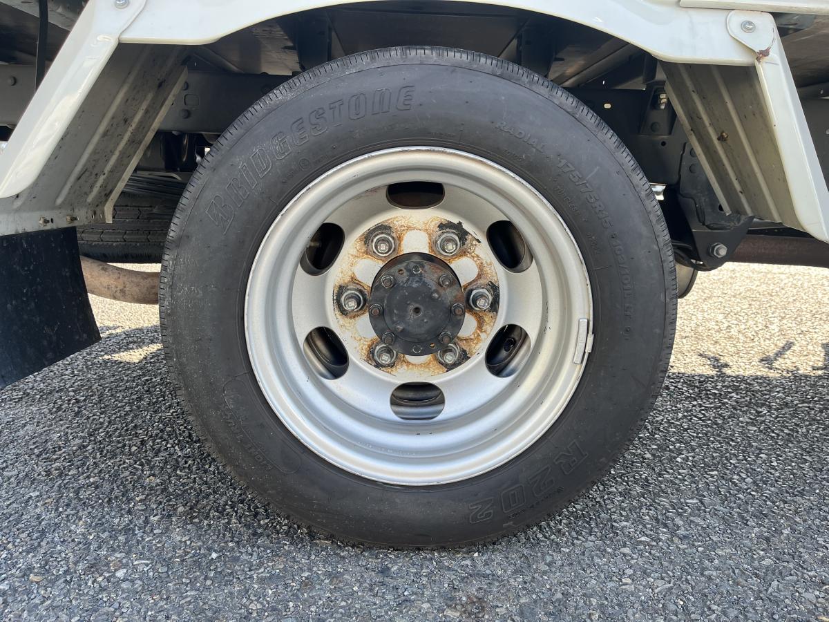 中古幌付き平ボディ トヨタ ダイナ