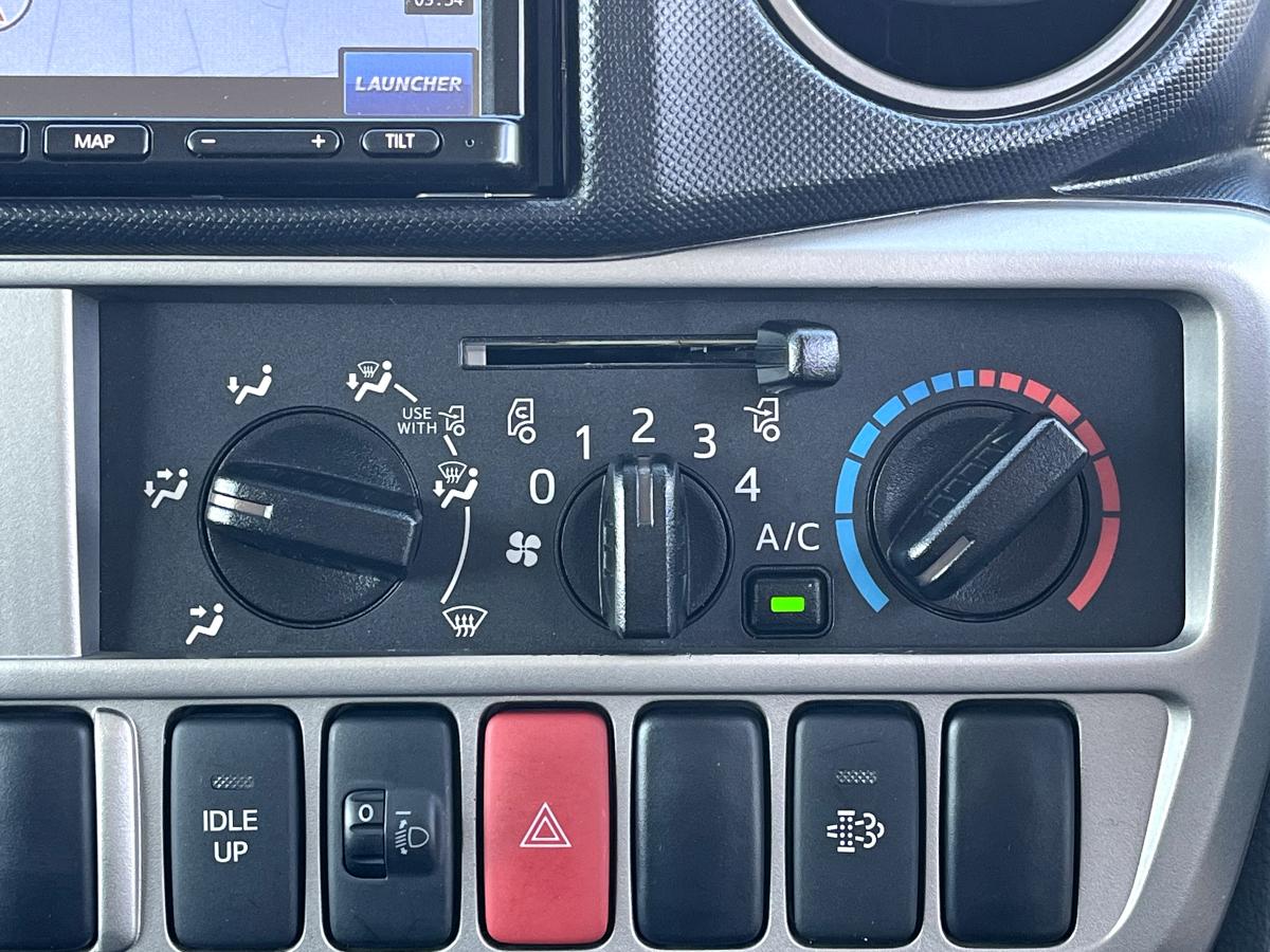 中古幌付き平ボディ トヨタ ダイナ