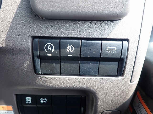 中古冷凍バン 三菱ふそう キャンター