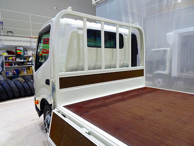 中古平ボディ 日野 デュトロ