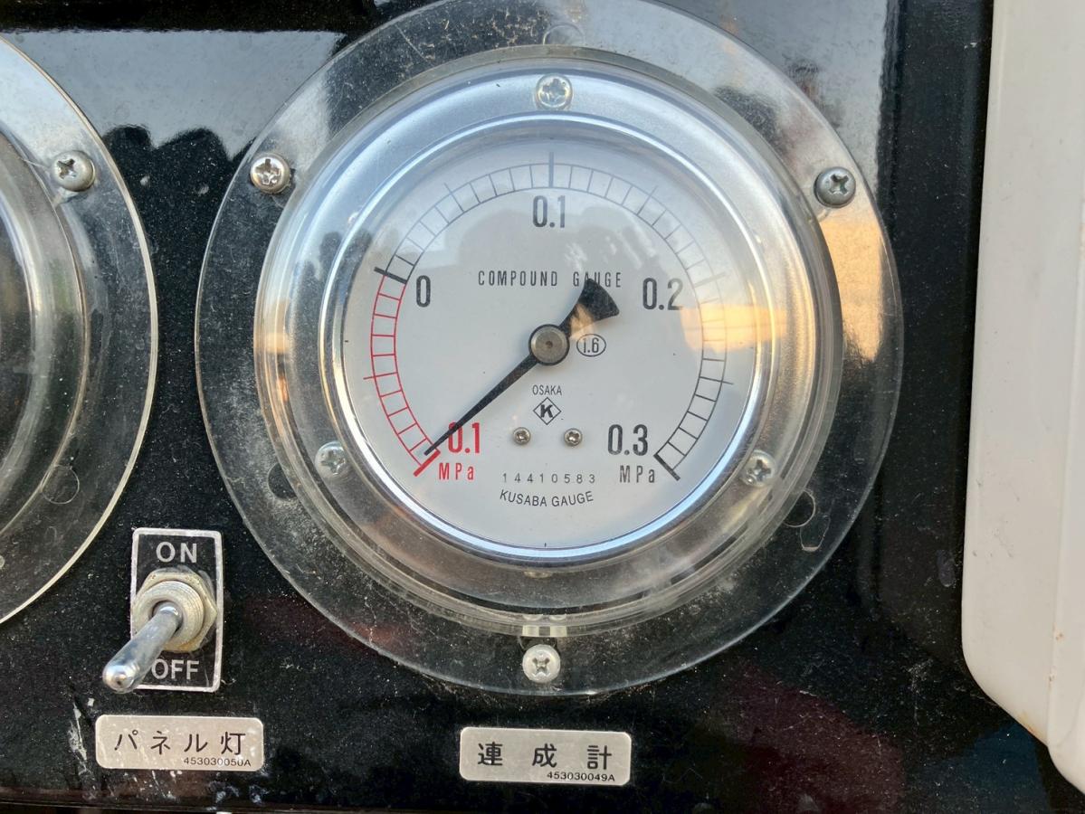 中古清掃車 いすゞ エルフ