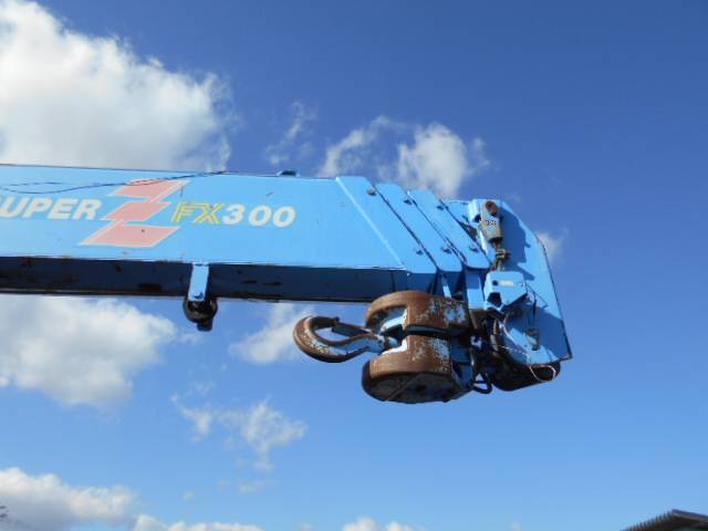 中古セルフクレーン いすゞ フォワード