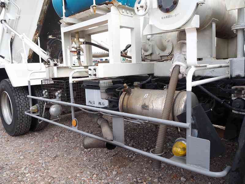 中古清掃車 三菱ふそう ファイター