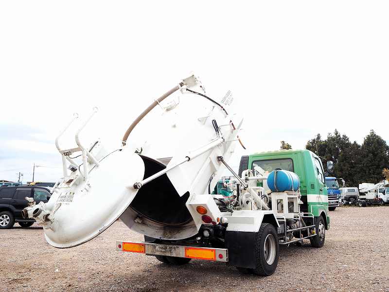 中古清掃車 三菱ふそう ファイター