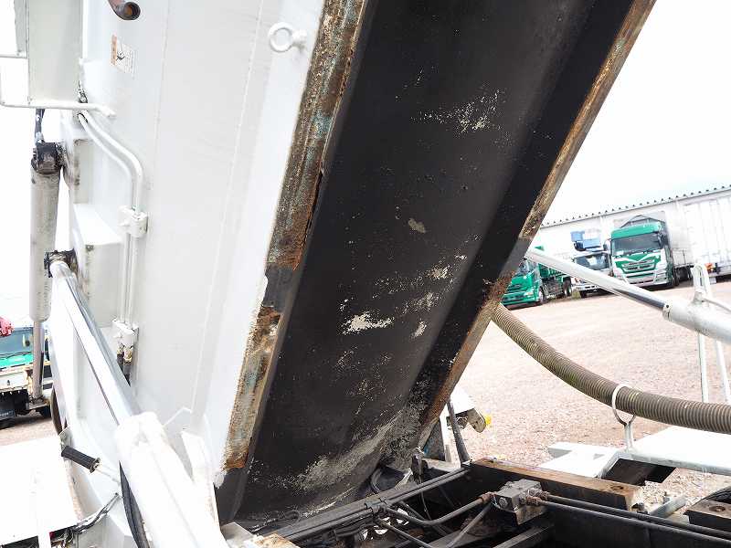 中古清掃車 三菱ふそう ファイター