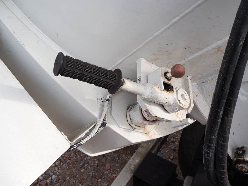 中古清掃車 三菱ふそう ファイター