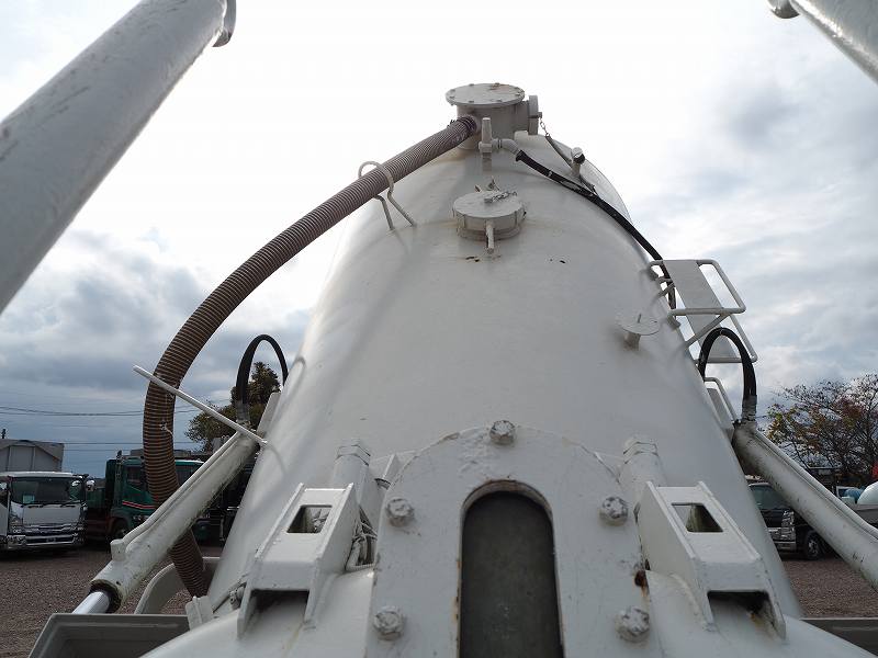 中古清掃車 三菱ふそう ファイター