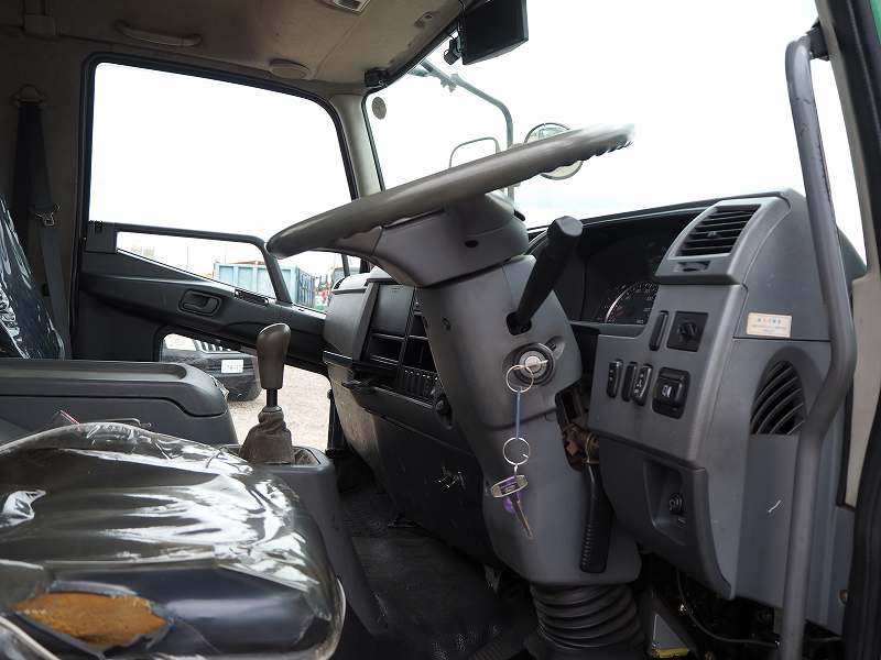 中古清掃車 三菱ふそう ファイター