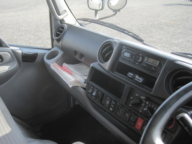 中古クレーン 日野 デュトロ