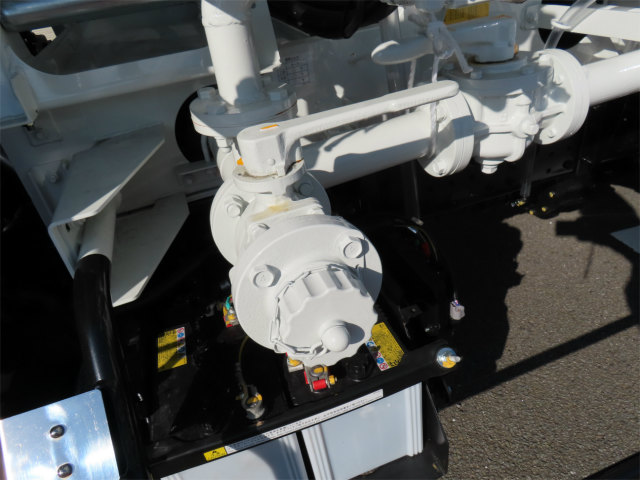 中古タンクローリー 三菱ふそう キャンター