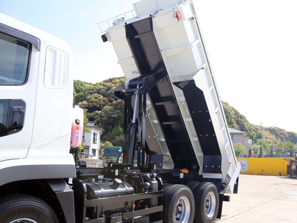 中古ダンプ 三菱ふそう スーパーグレート