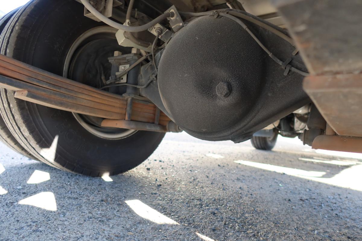 中古冷凍バン いすゞ エルフ