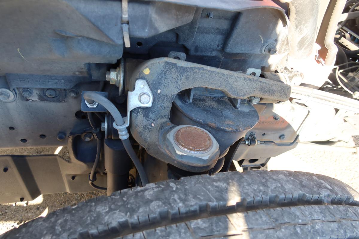 中古冷凍バン いすゞ エルフ