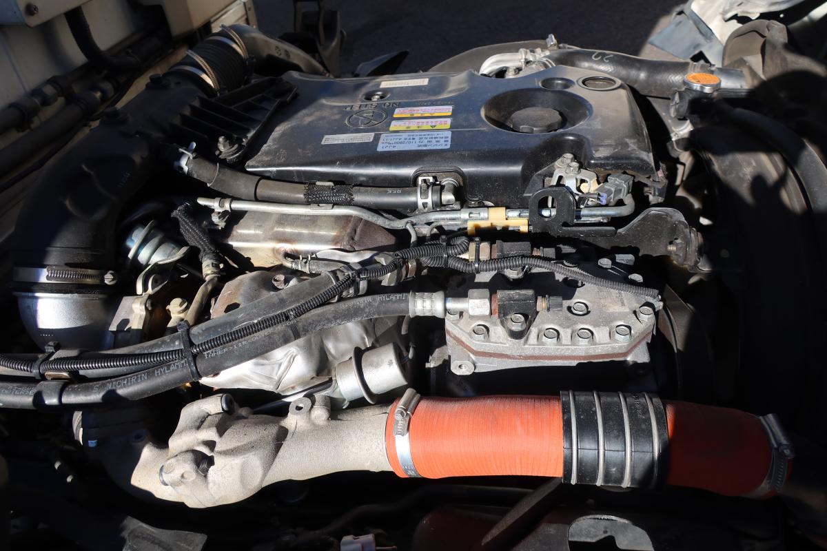 中古冷凍バン いすゞ エルフ