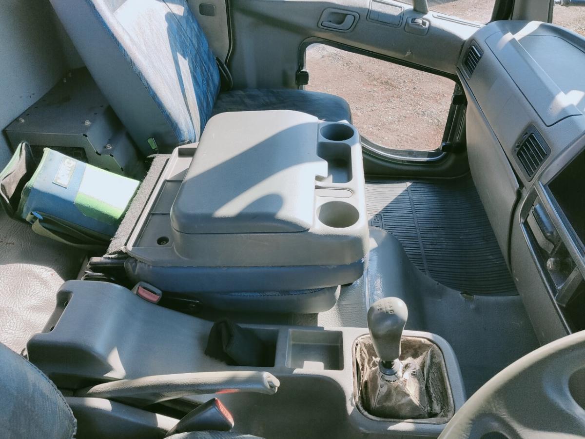 中古クレーン 三菱ふそう ファイター