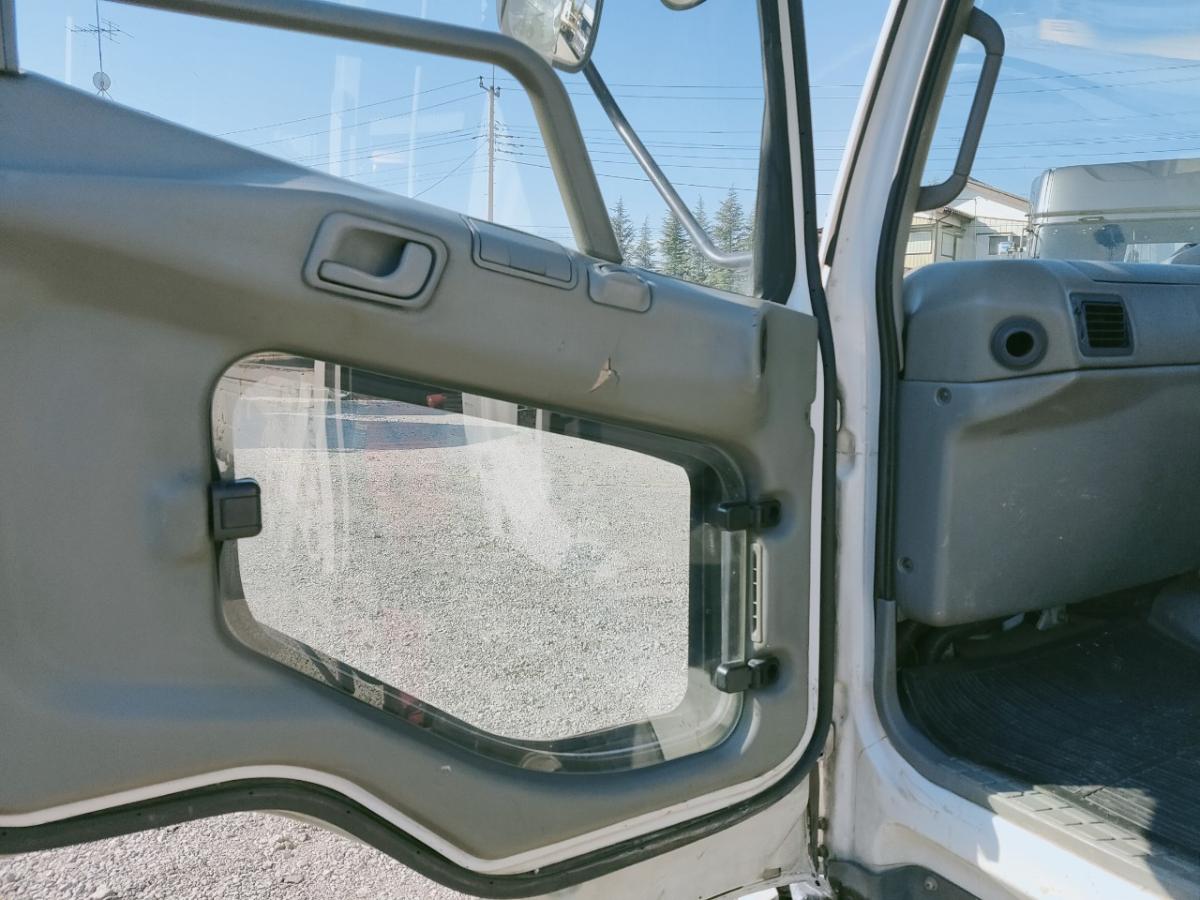 中古クレーン 三菱ふそう ファイター