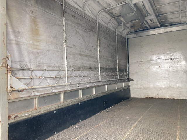 中古幌ウィング 三菱ふそう キャンター