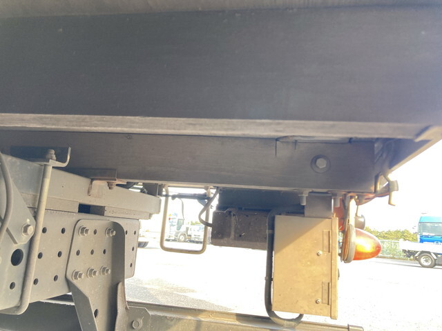中古幌ウィング 三菱ふそう キャンター