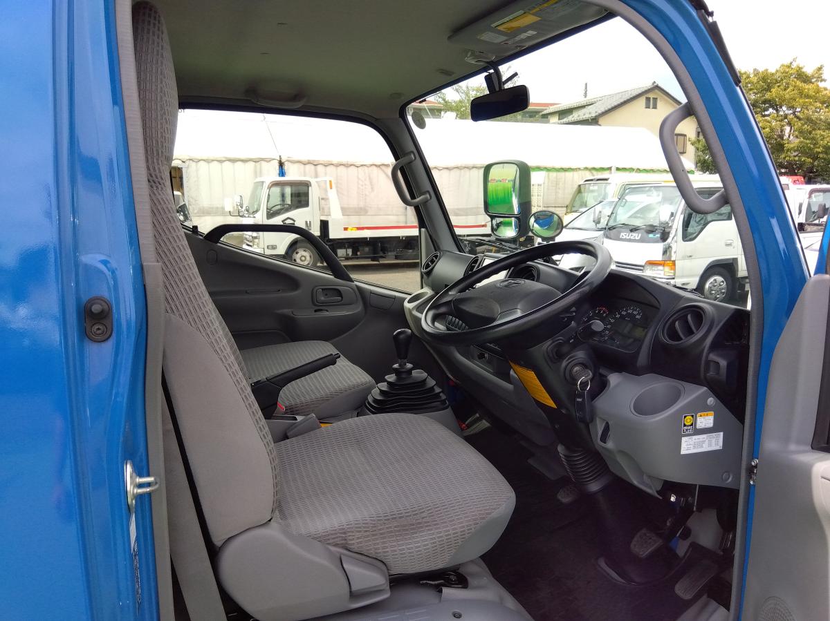 中古ルートバン トヨタ ダイナ