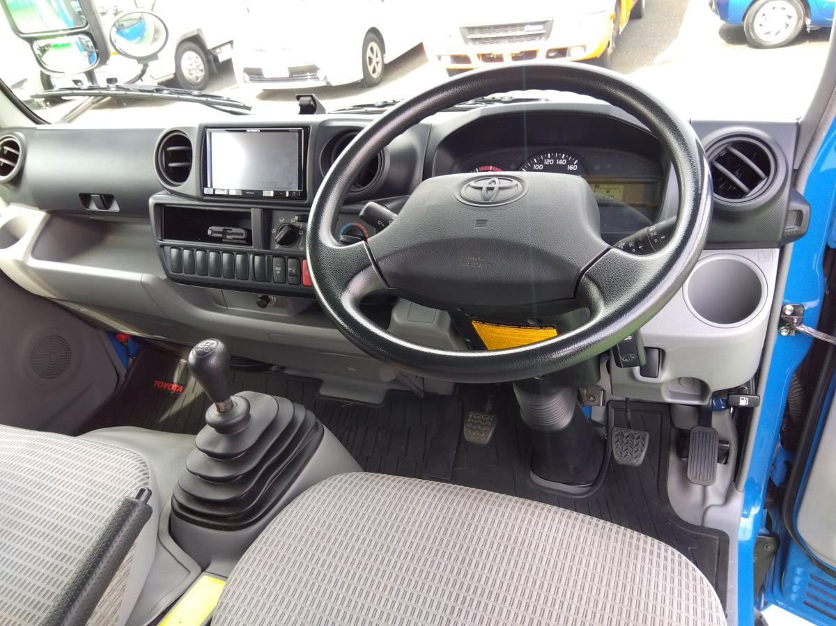 中古ルートバン トヨタ ダイナ