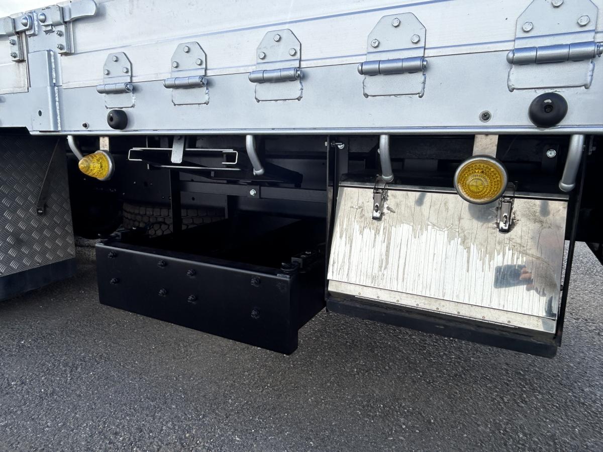 中古セルフローダー 三菱ふそう スーパーグレート