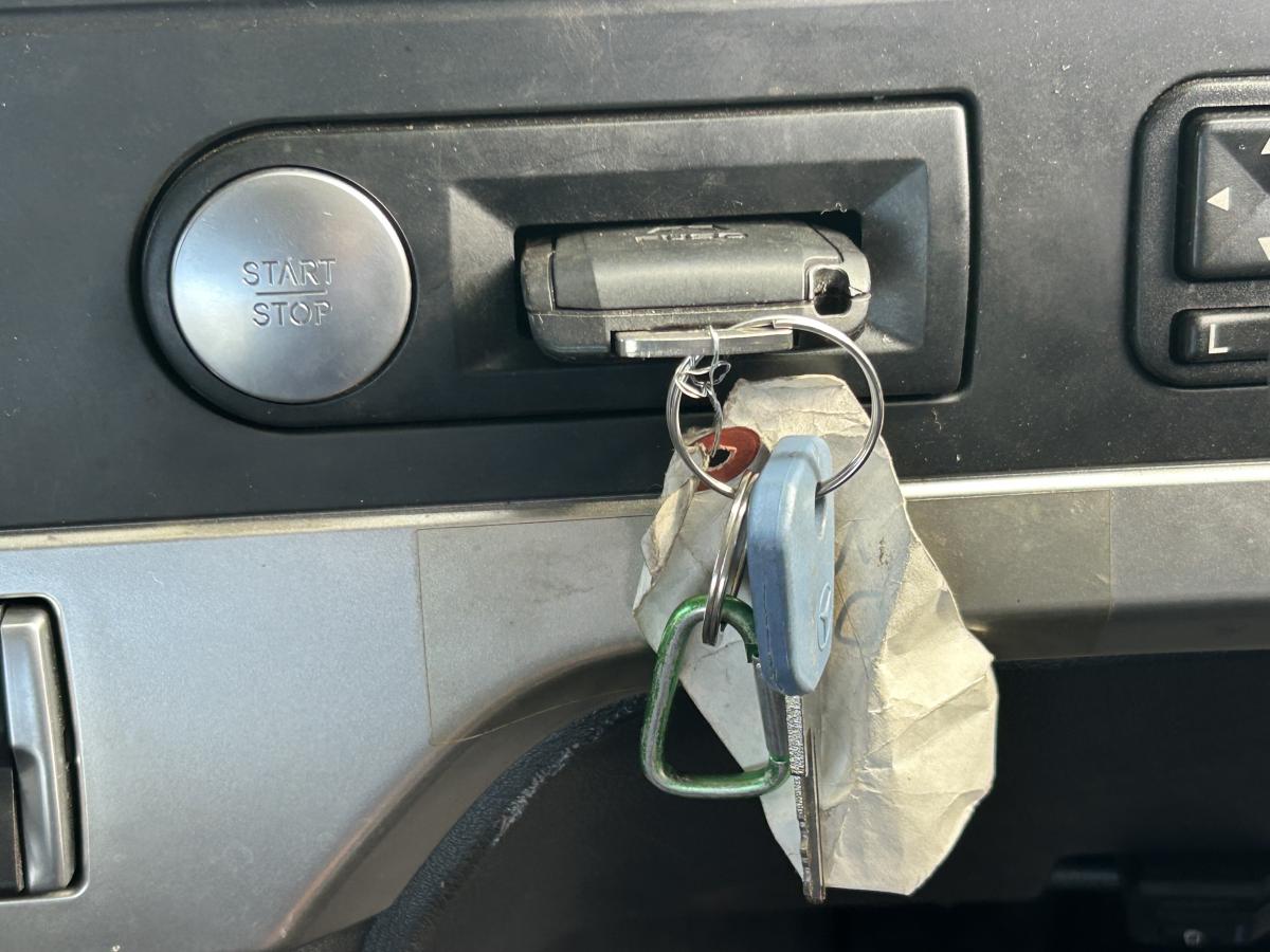 中古セルフローダー 三菱ふそう スーパーグレート