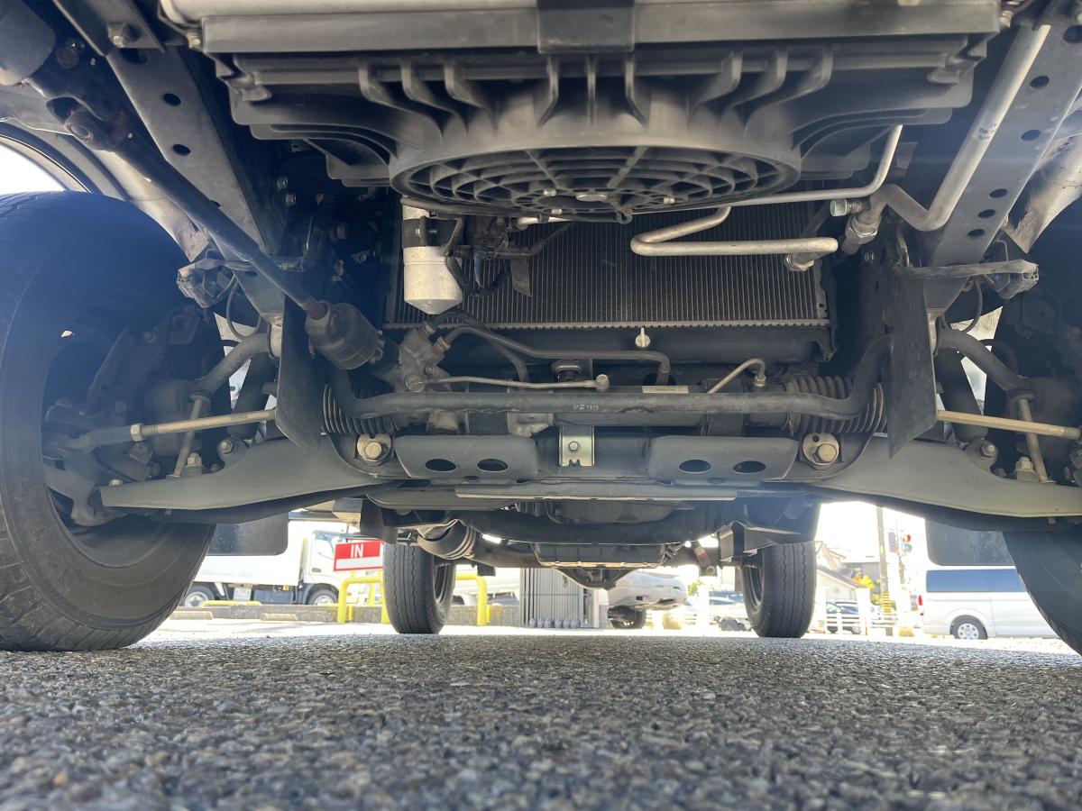 中古幌付き平ボディ マツダ ボンゴ