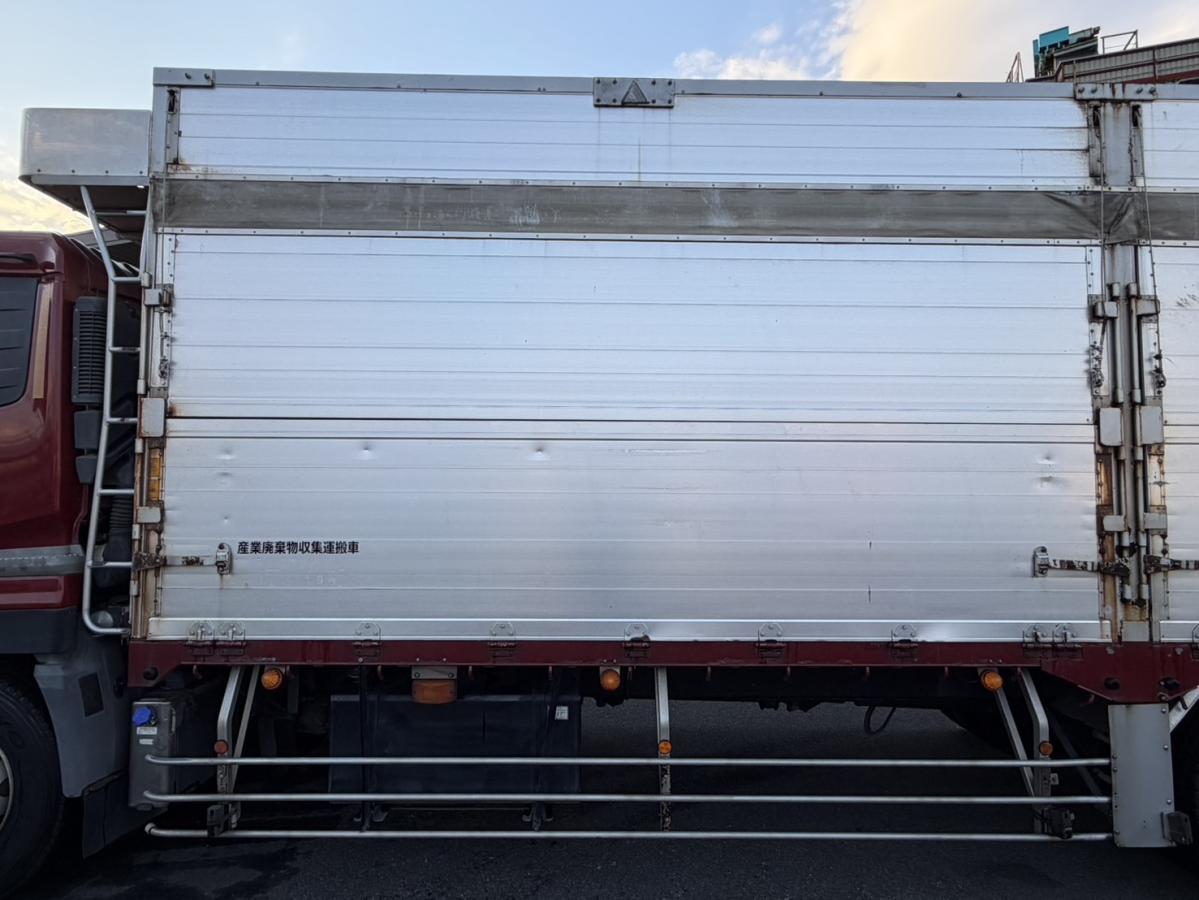 中古チップ運搬車 UDトラックス クオン