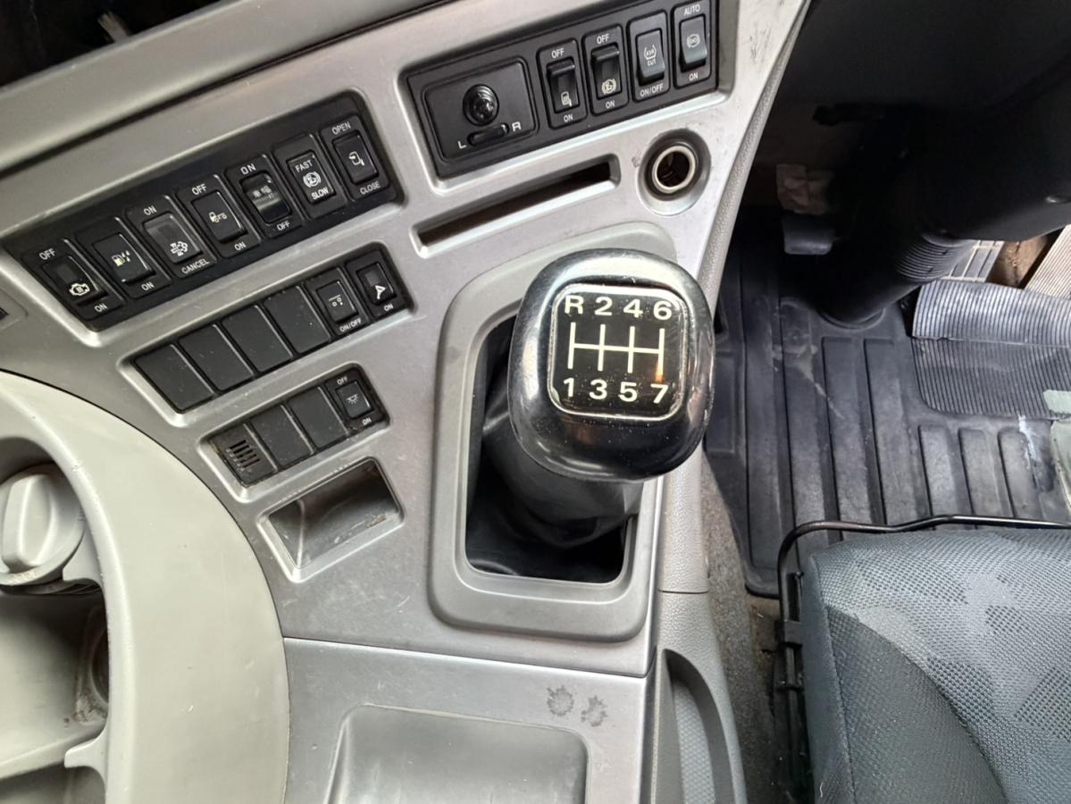 中古チップ運搬車 UDトラックス クオン