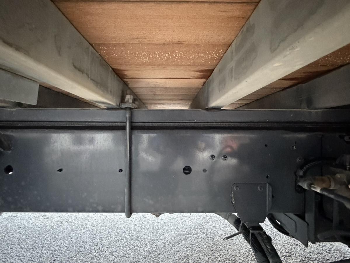 中古チップ運搬車 UDトラックス クオン