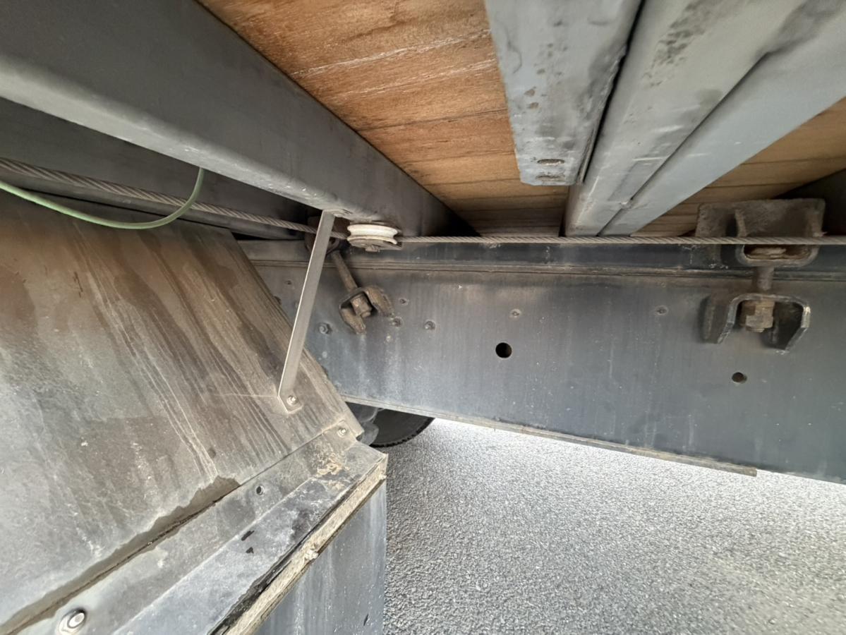 中古チップ運搬車 UDトラックス クオン