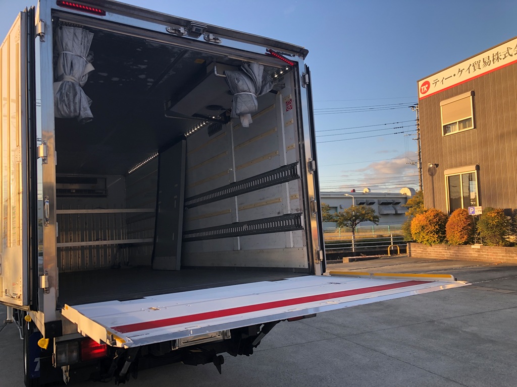 中古冷凍バン 日野 