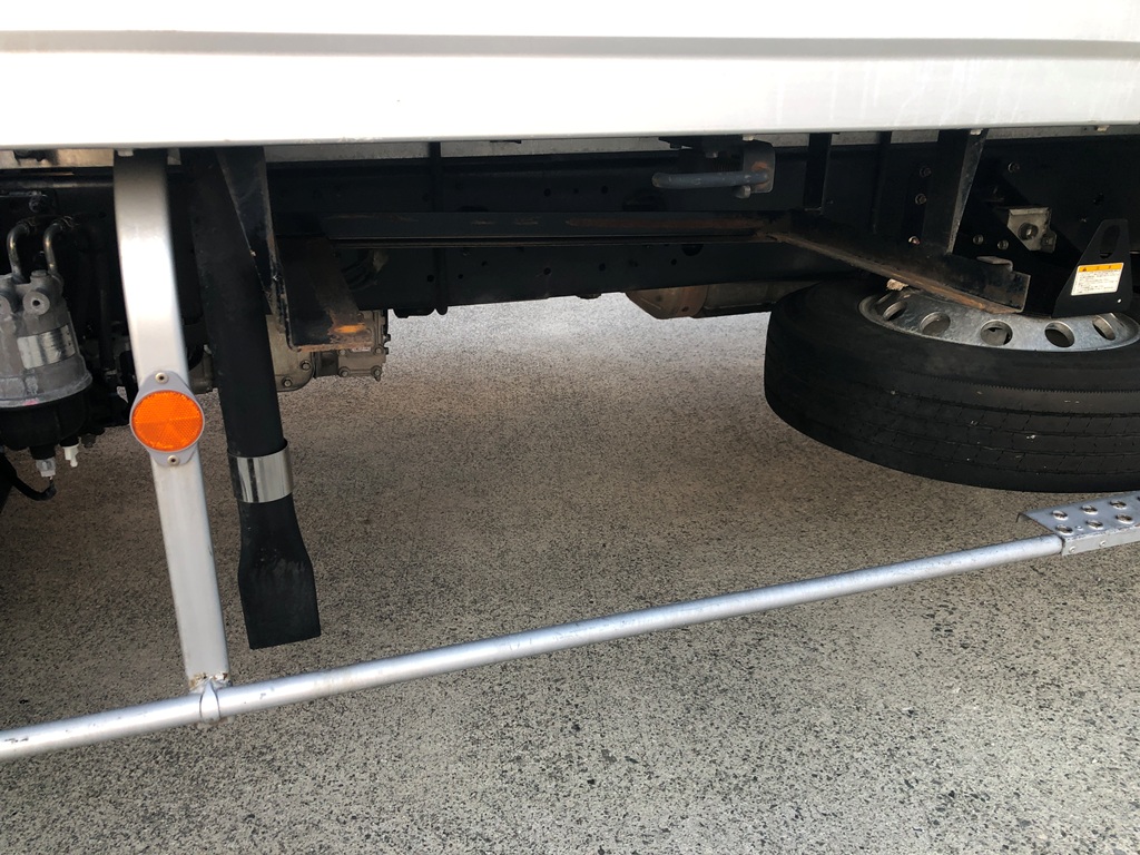 中古冷凍バン 日野 